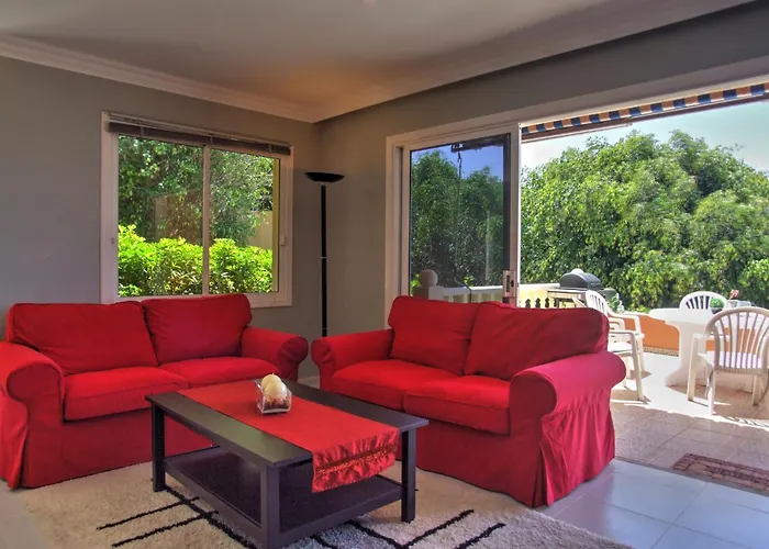 La Quinta Park 別荘 *